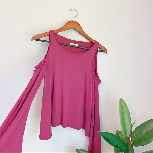 Hollister Tops - Hollister Co. cold shoulder top